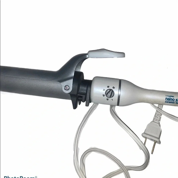 Con Air Nano Silver Ceramic Tools 1.5” Curler - Picture 4 of 4